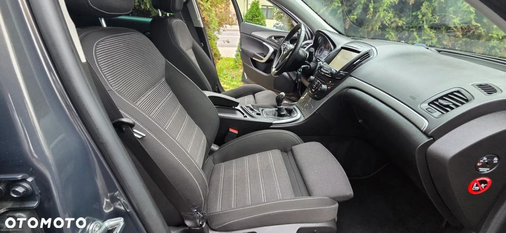 Opel Insignia 1.4 Turbo Sports Tourer ecoFLEXStart/Stop Business Edition - 34