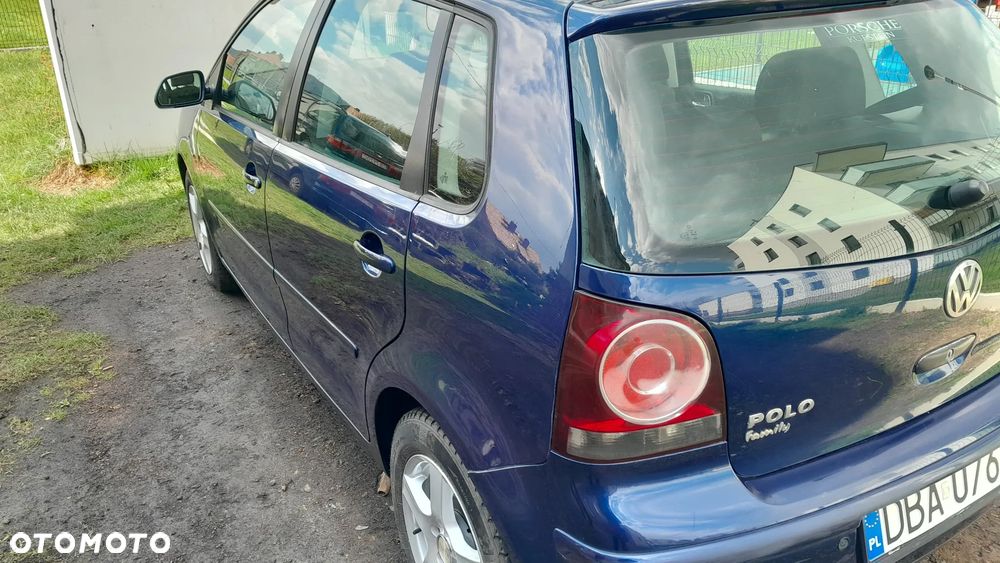 Volkswagen Polo - 2