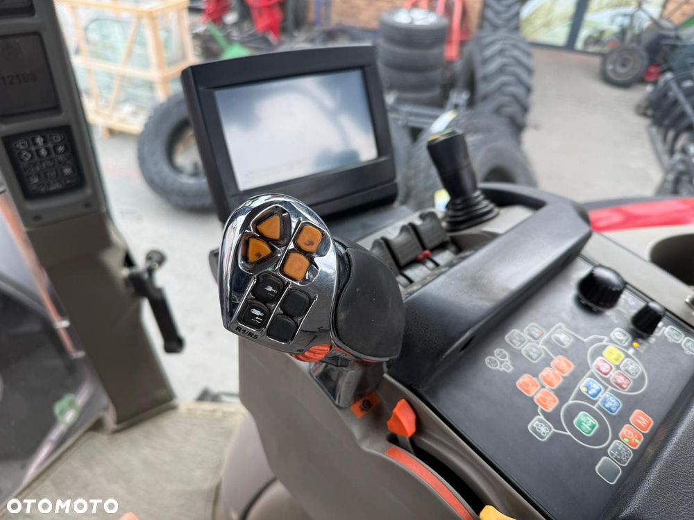 Case IH CVX 225 PUMA    NEW HOLLAND T 7.250   215 - 20