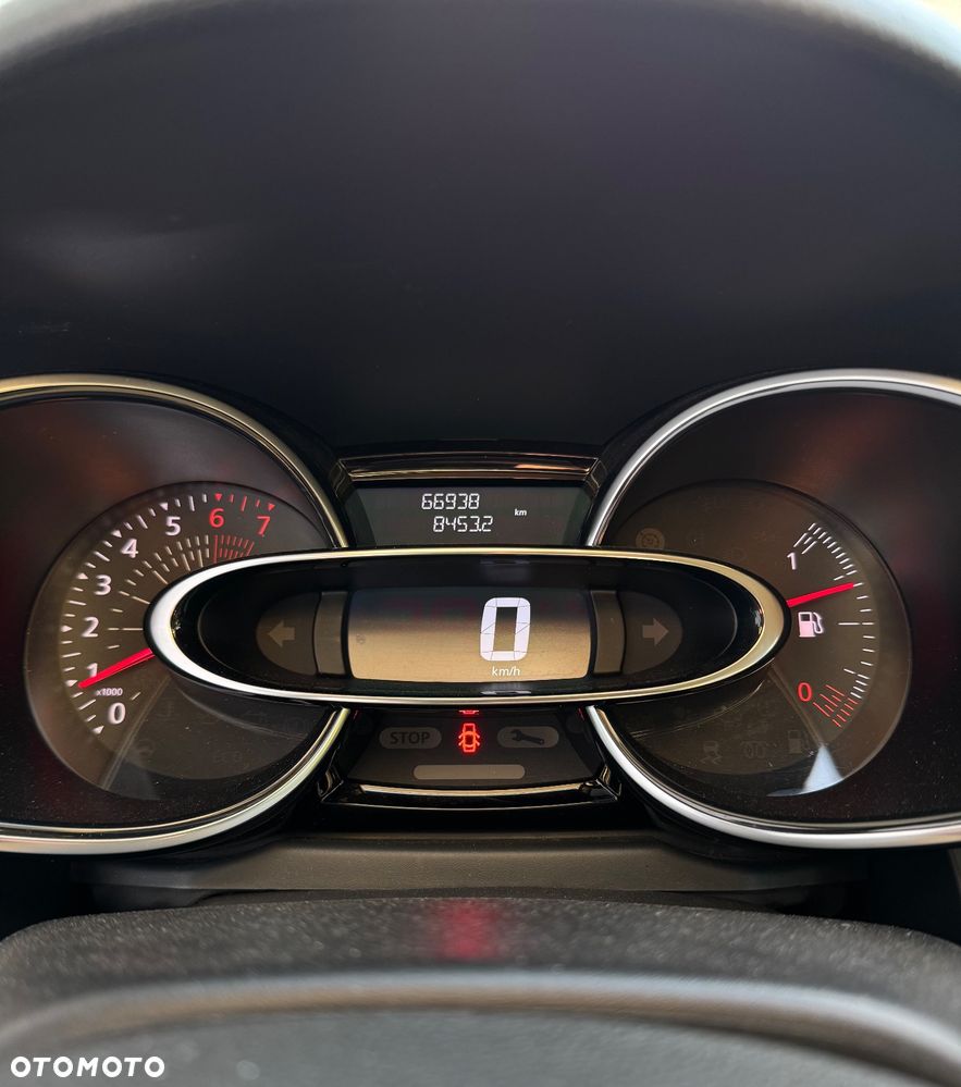 Renault Clio Energy TCe 120 Bose Edition - 17
