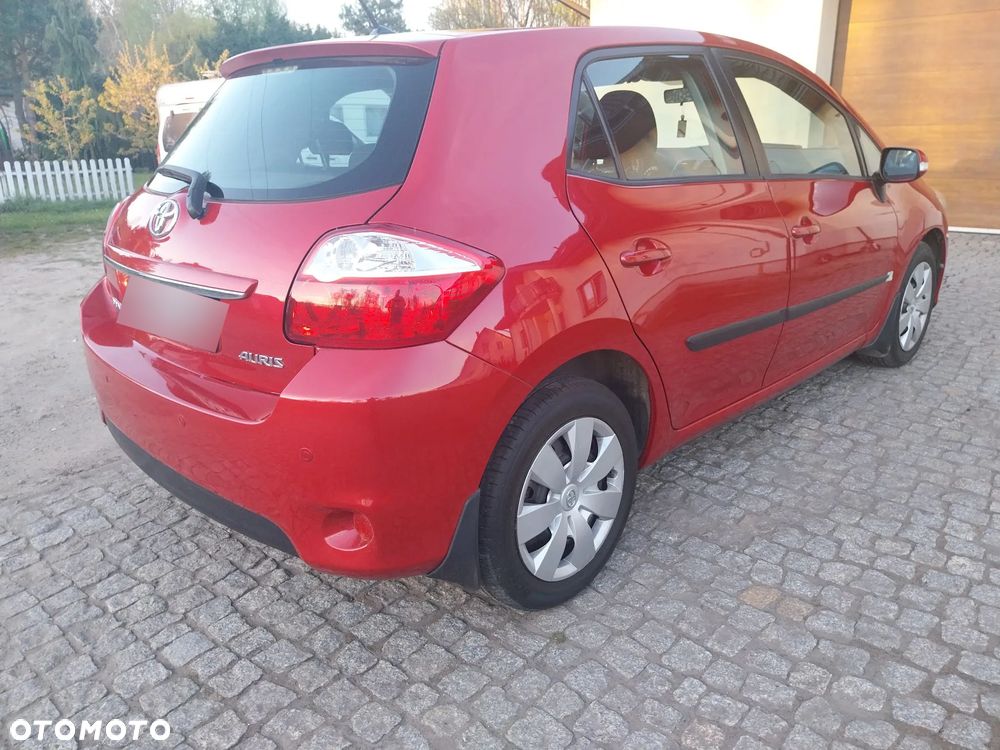 Toyota Auris 1.6 Sol - 9