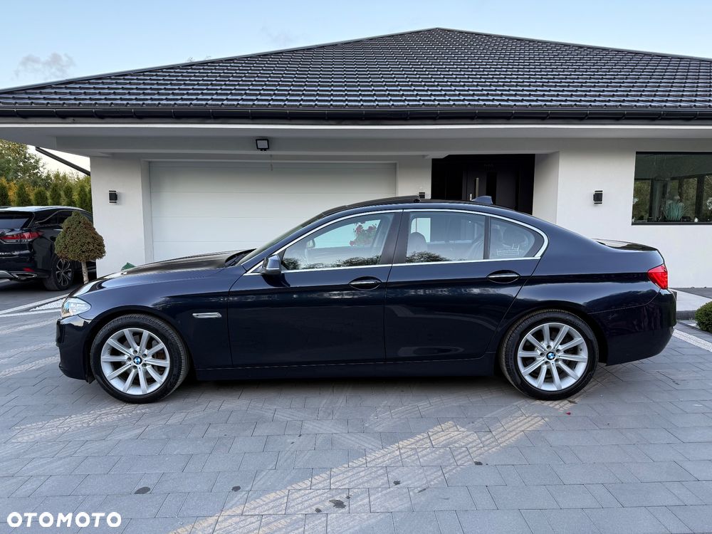BMW Seria 5 535i xDrive Sport-Aut Luxury Line - 3