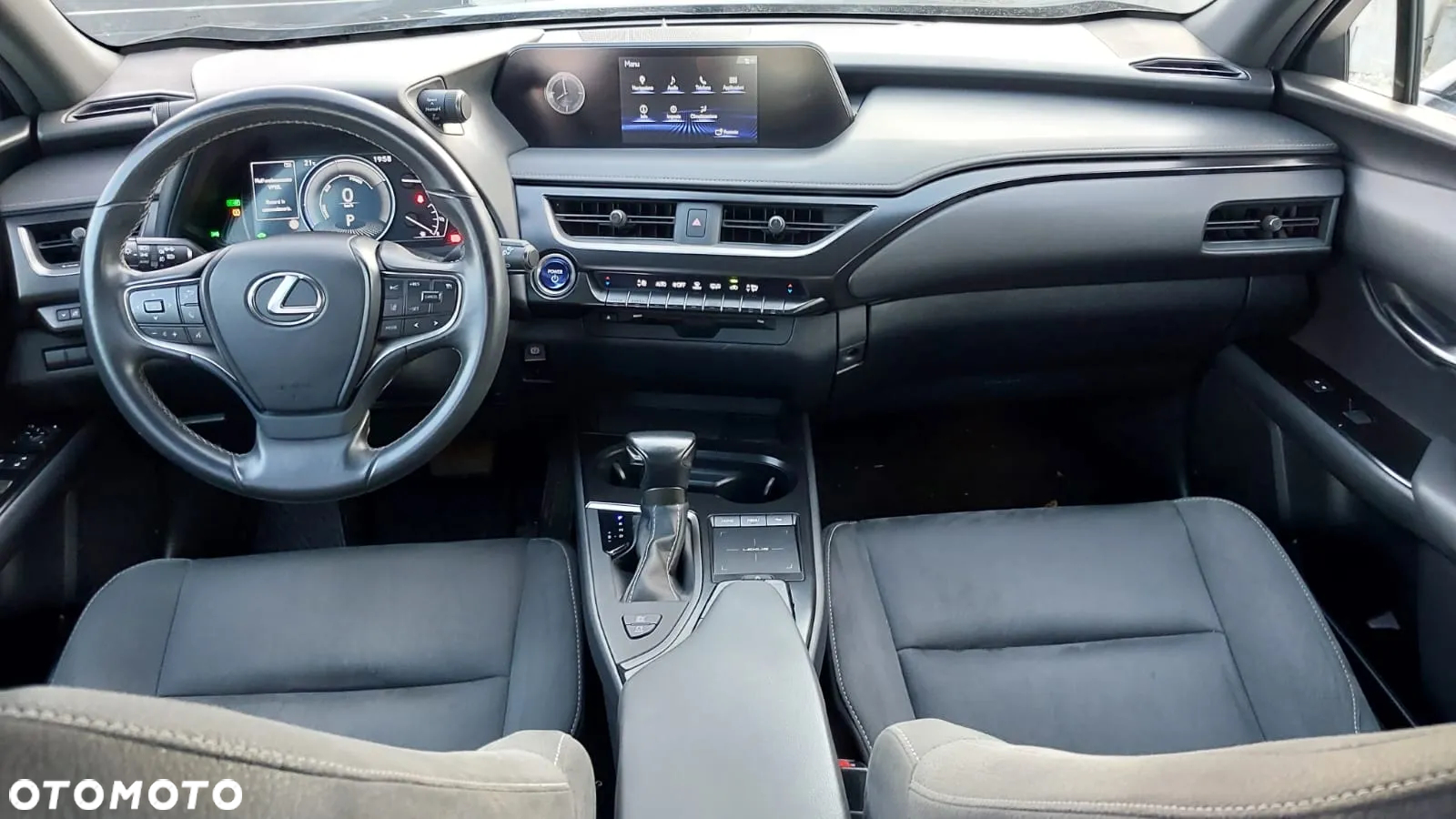 Lexus UX 250h Business Edition - 10