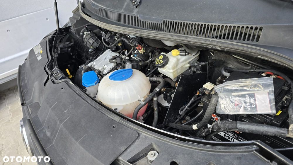 Volkswagen Transporter Kombi L2H1 - 8