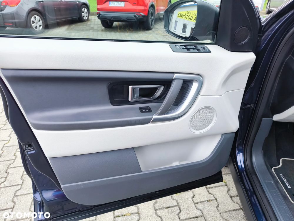 Land Rover Discovery Sport TD4 SE - 25
