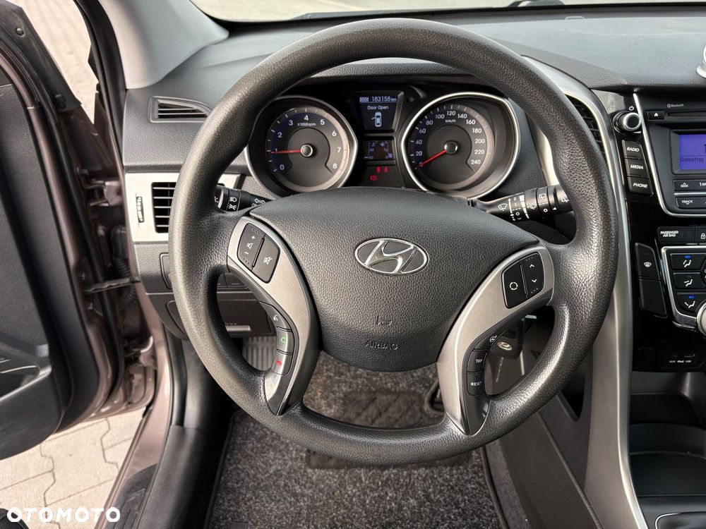 Hyundai i30 1.4 Style - 33