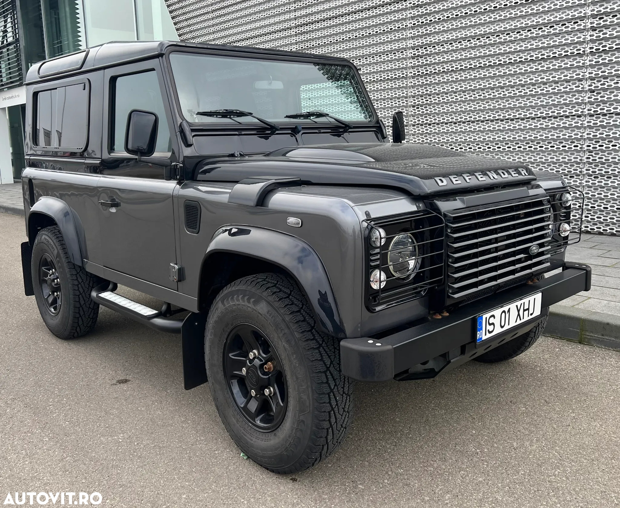 Land Rover Defender 90 2.4TD S/W E - 3