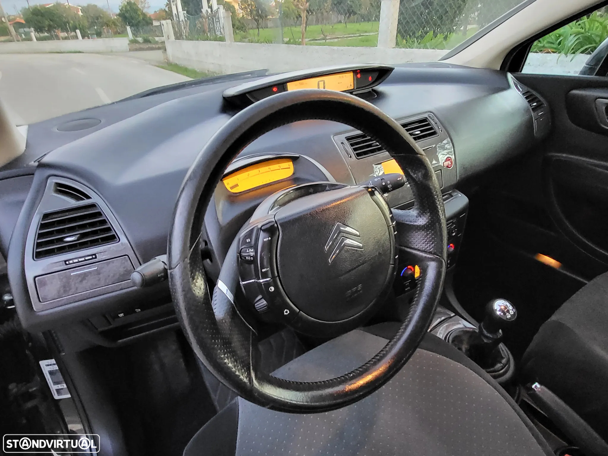 Citroën C4 1.6 HDi 110 VTR Pack - 5