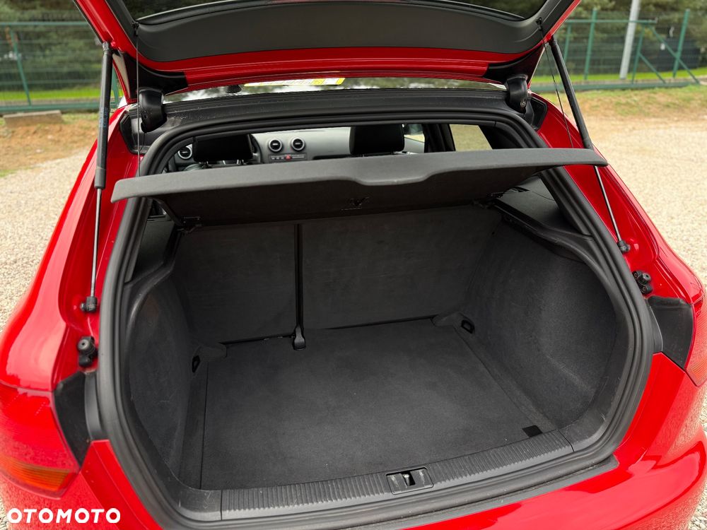 Audi A3 Sportback 2.0 TDI DPF S line Sportpaket - 24
