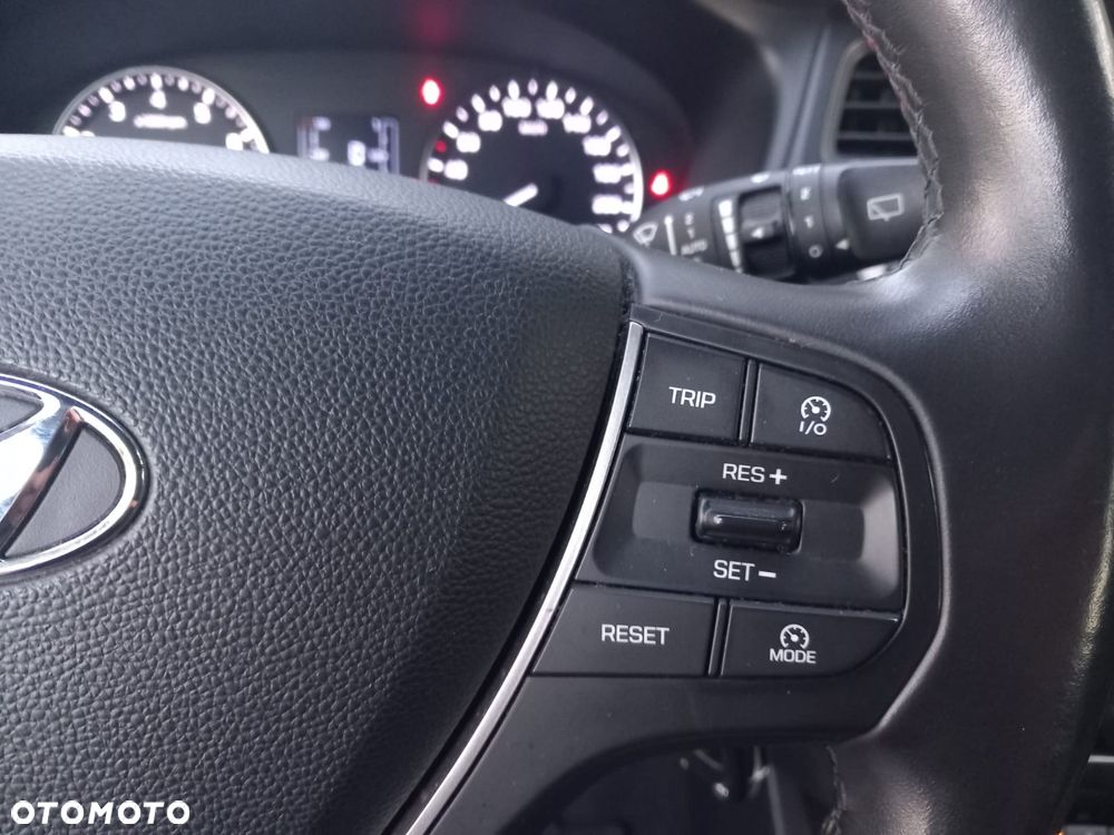 Hyundai i20 1.2 BlueDrive Elegant - 9