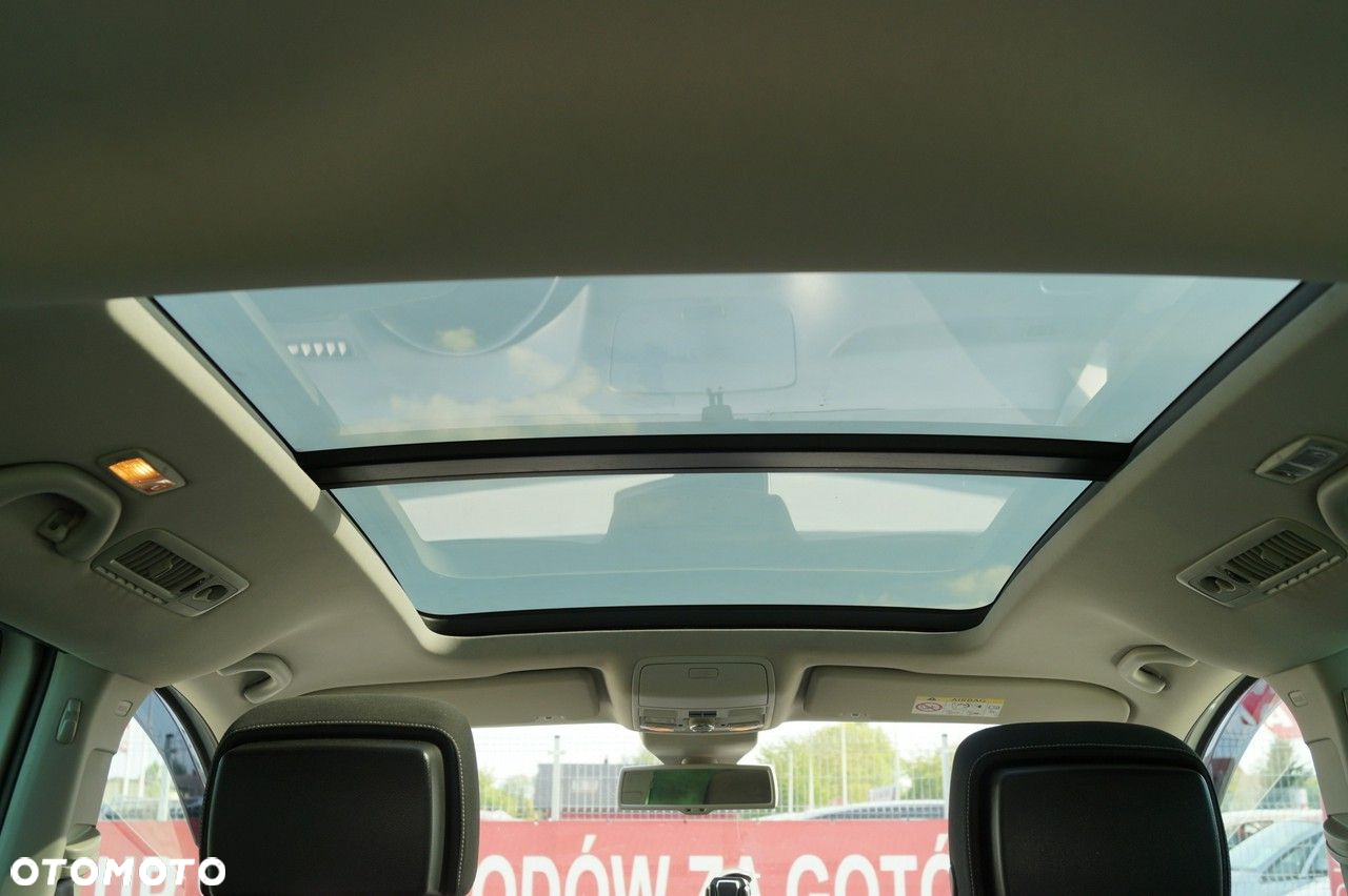 Volkswagen Sharan - 12