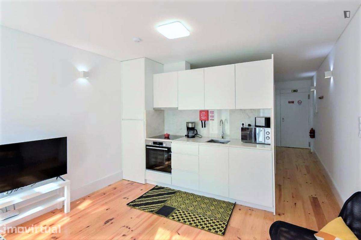 Apartamento com 1 quartos - localizado em Santo Ildefonso Porto - Grande imagem: 5/17