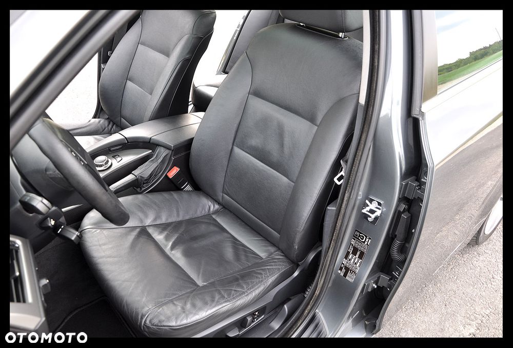 BMW Seria 5 525i - 21