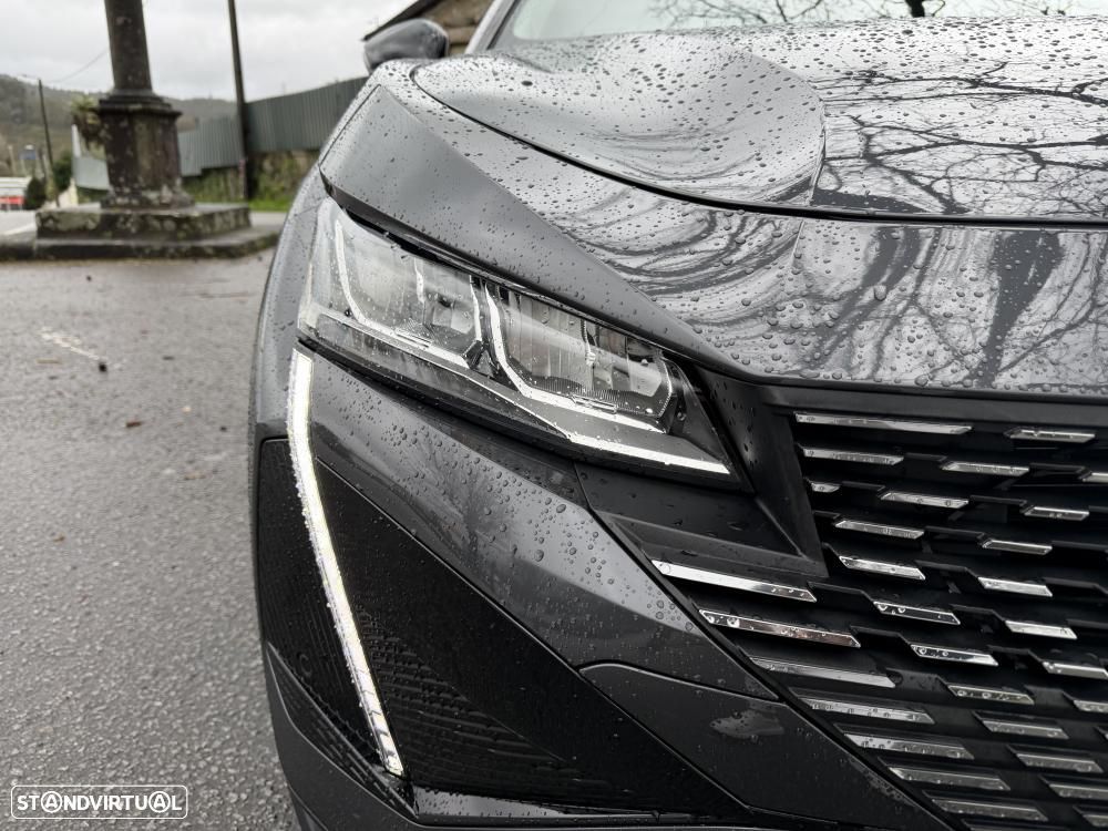 Peugeot 408 1.6 Hybrid Allure Pack e-EAT8 - 12