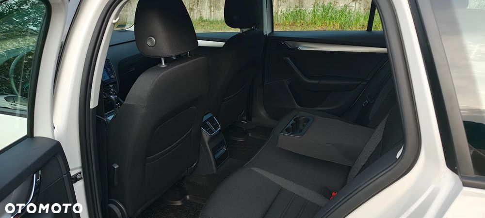 Skoda Octavia 1.5 TSI ACT Ambition DSG - 29