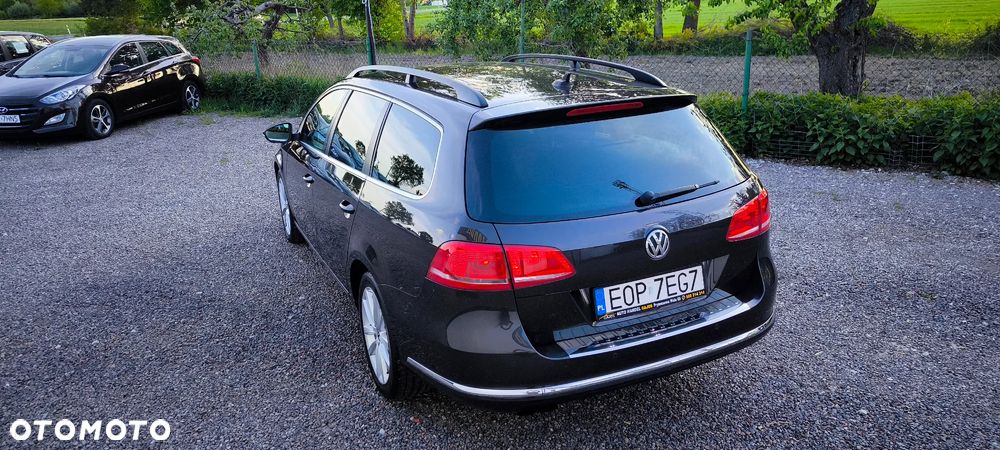 Volkswagen Passat 2.0 TDI DPF DSG Highline - 24