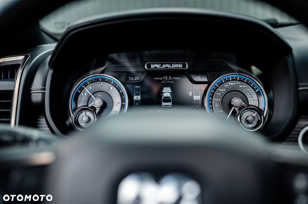RAM 1500 - 16