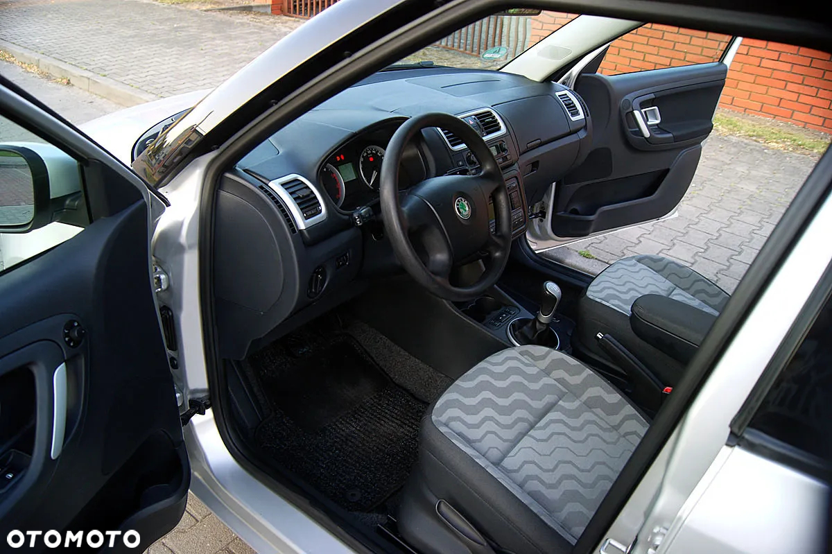 Skoda Fabia 1.4 16V Elegance - 24