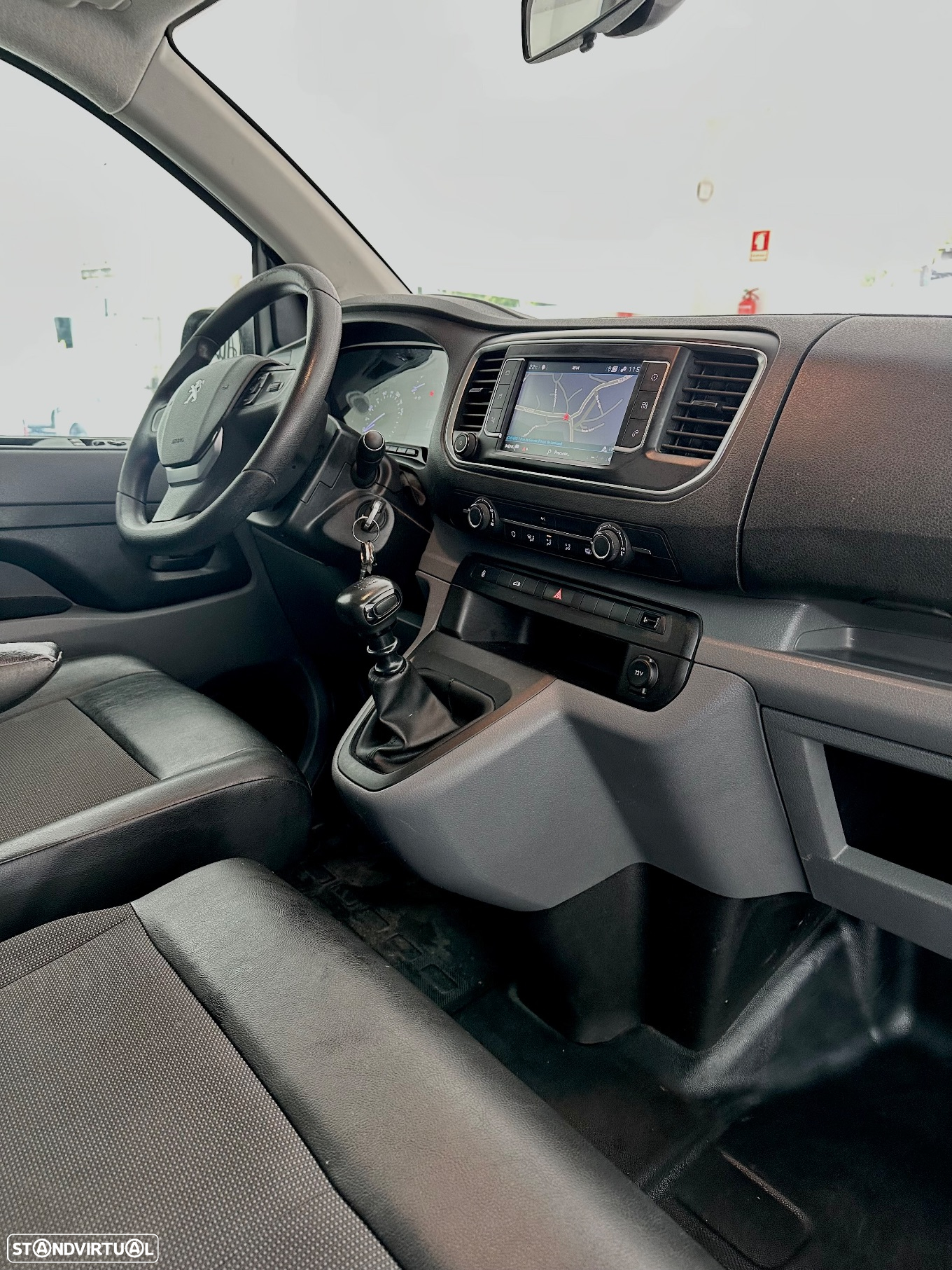 Peugeot Expert - 22