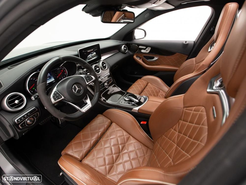 Mercedes-Benz C 63 AMG S - 8