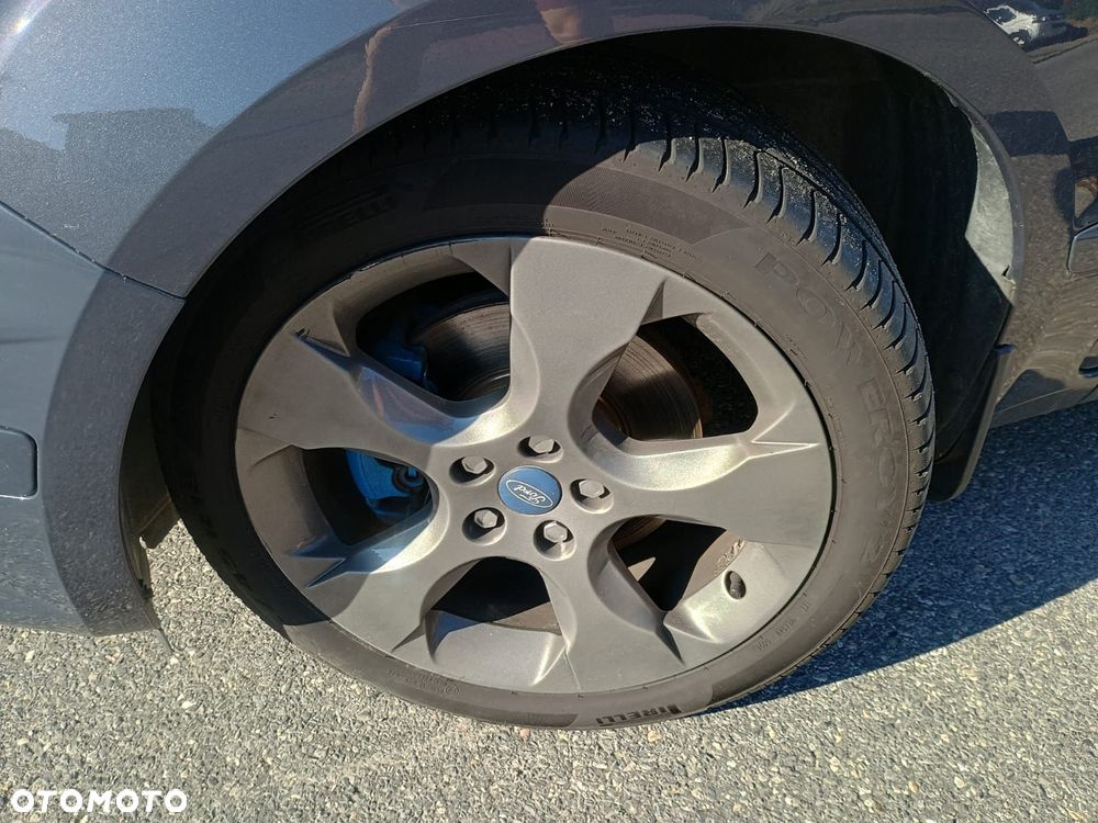 Ford S-Max - 16