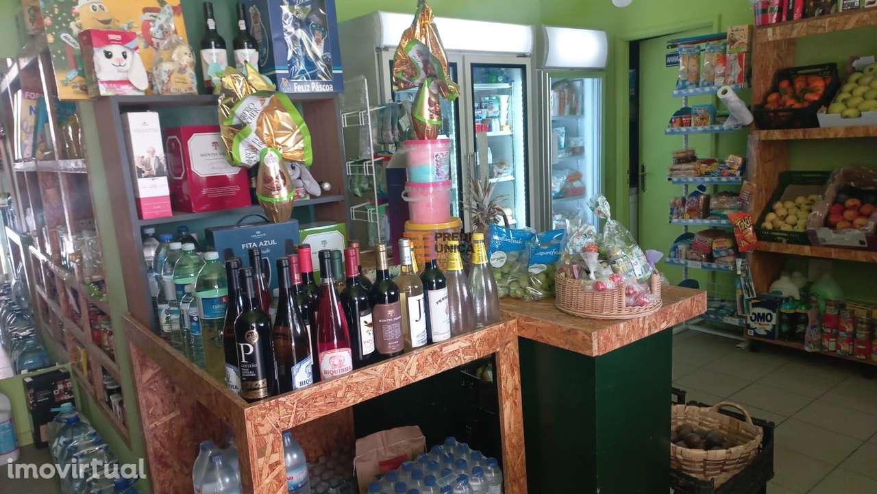 Trespasse: Minimercado nos Altos, Maia - Grande imagem: 2/6