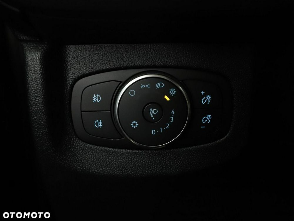 Ford Tourneo Courier 1.0 EcoBoost Titanium - 35
