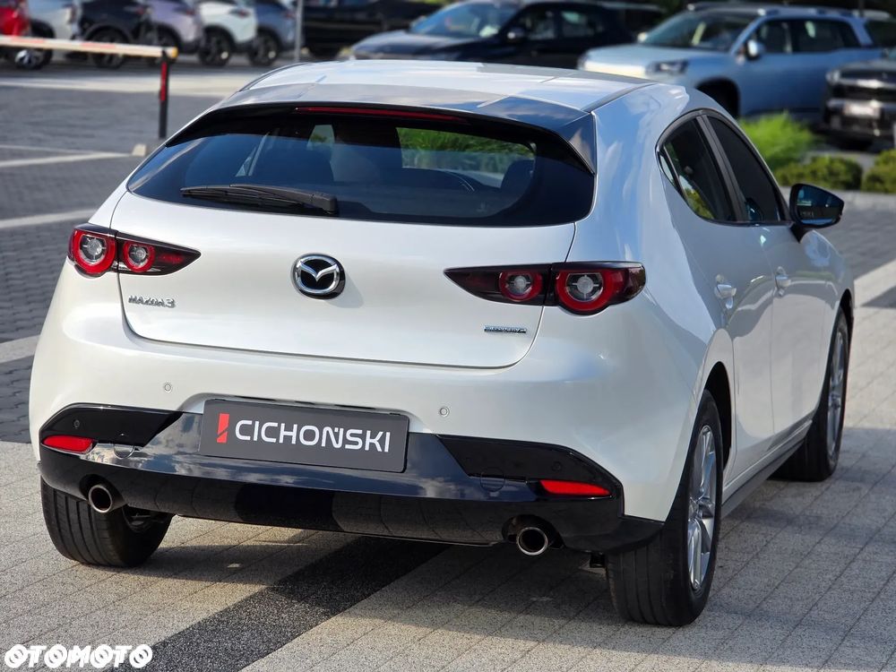 Mazda 3 - 8