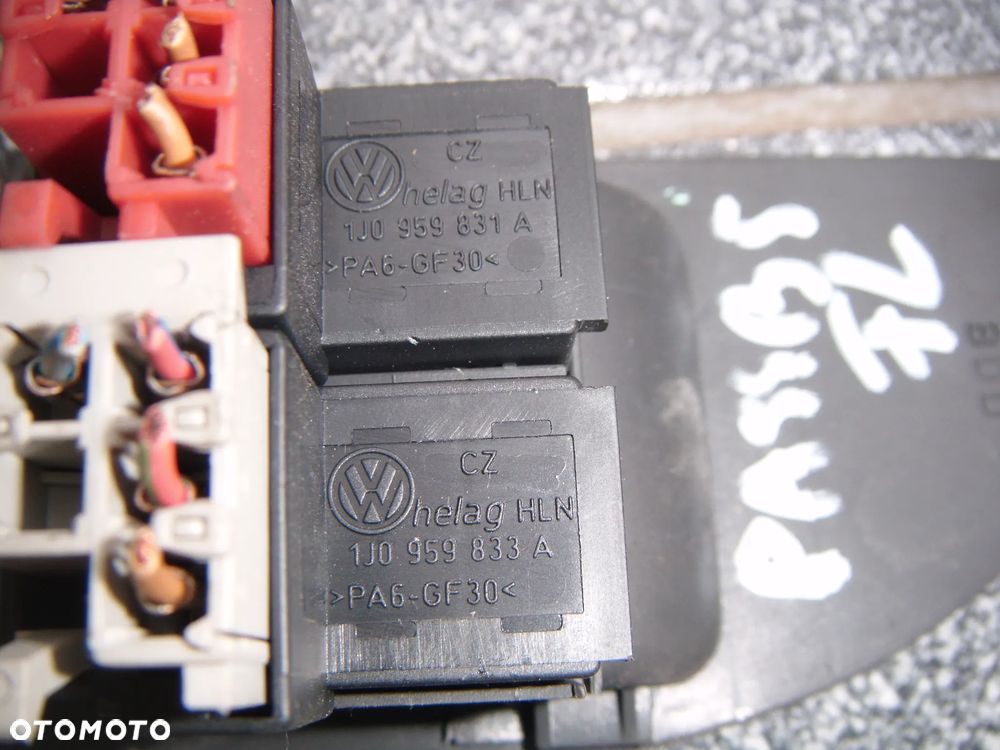 VW passat b5 lift przycisk otwierania klapy klapki paliwa komplet j1959831a 1j1959833a - 3