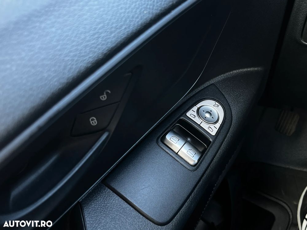 Mercedes-Benz Vito - 23
