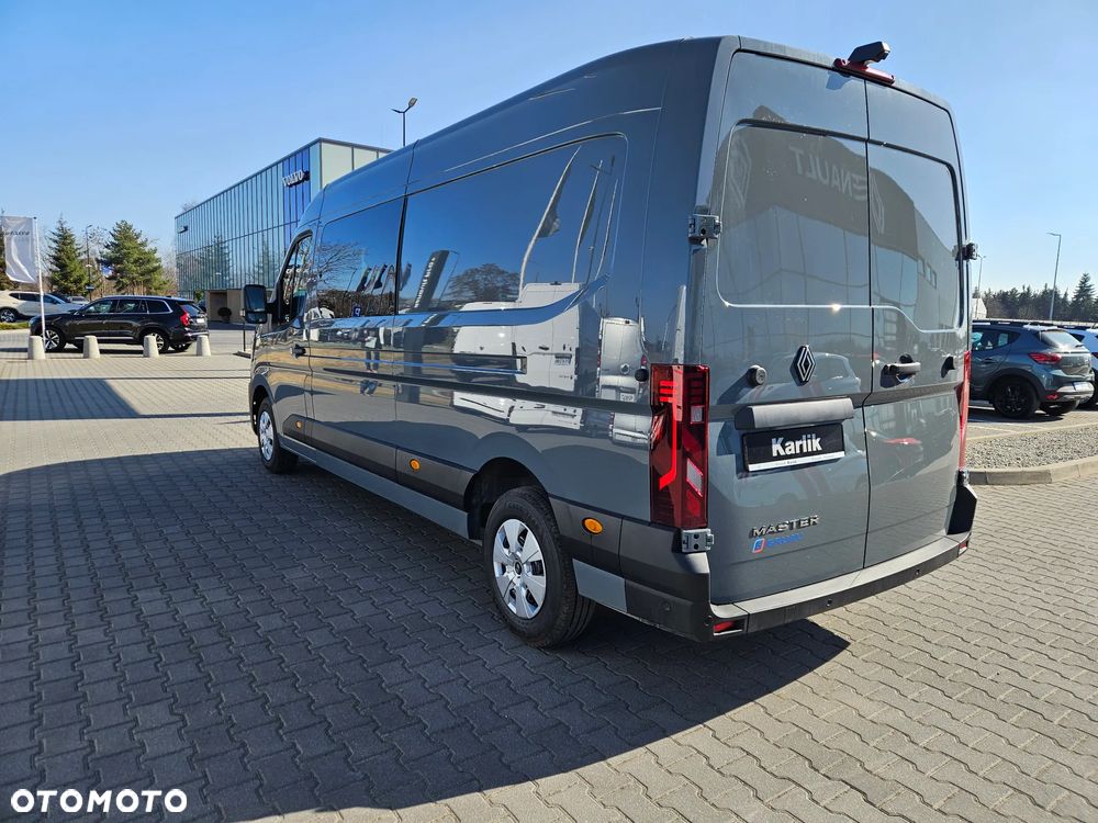 Renault nowy Master brygadówka Gruau L3H2 170KM - 6