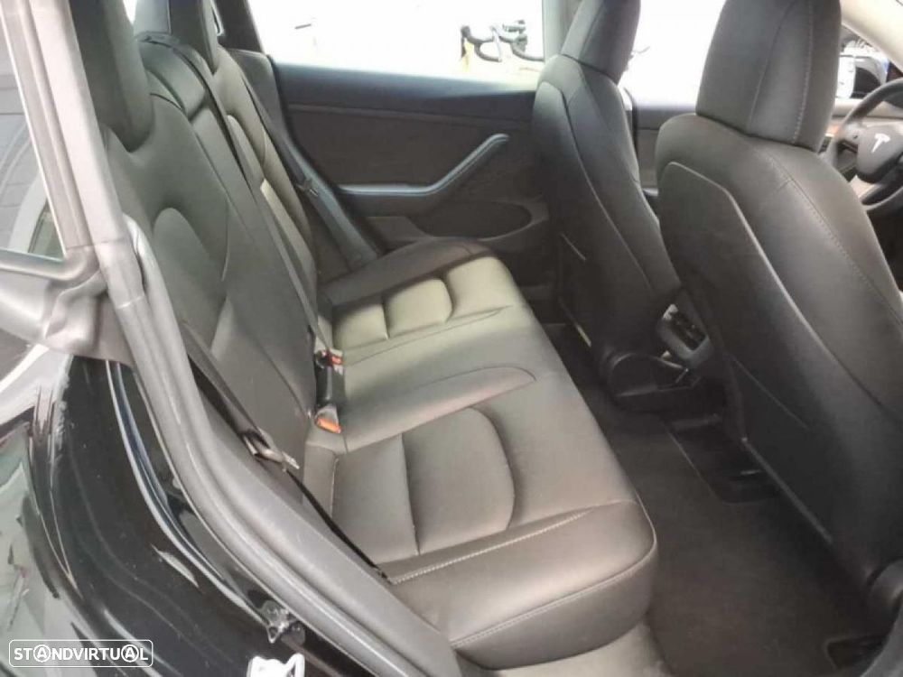 Tesla Model 3 AWD Dual Motor Performance - 4