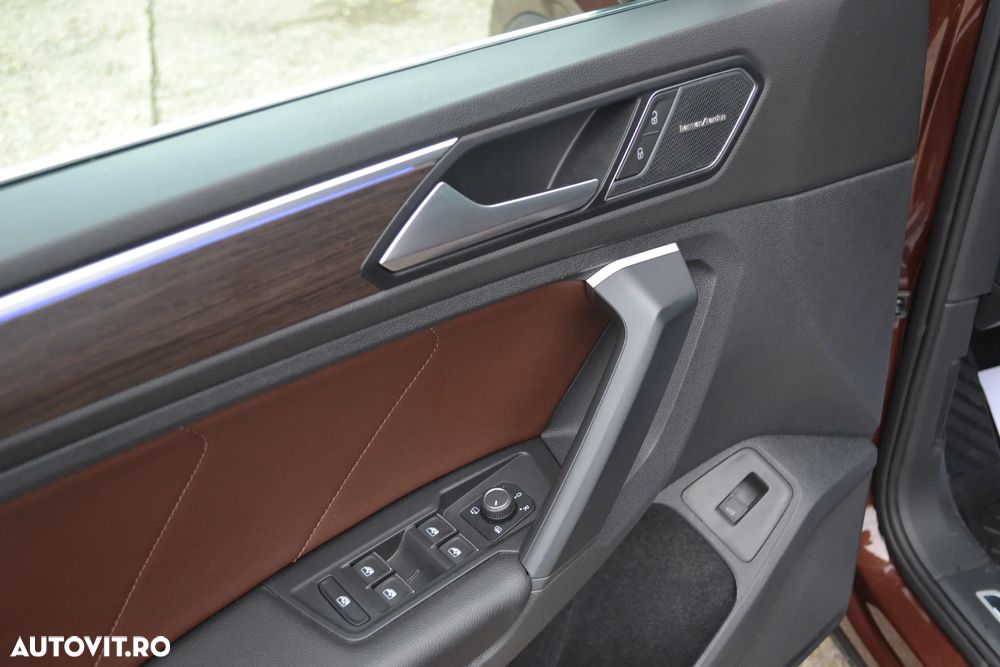 Volkswagen Tiguan 2.0 TDI SCR 4MOTION DSG Elegance - 7