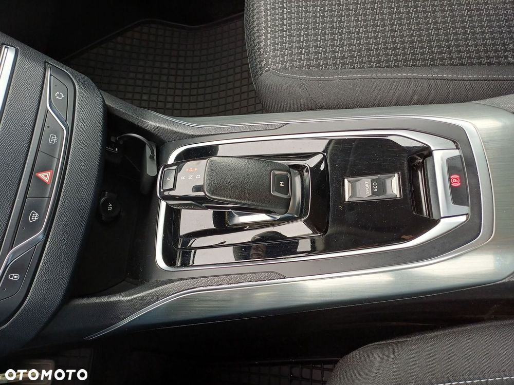 Peugeot 308 - 15