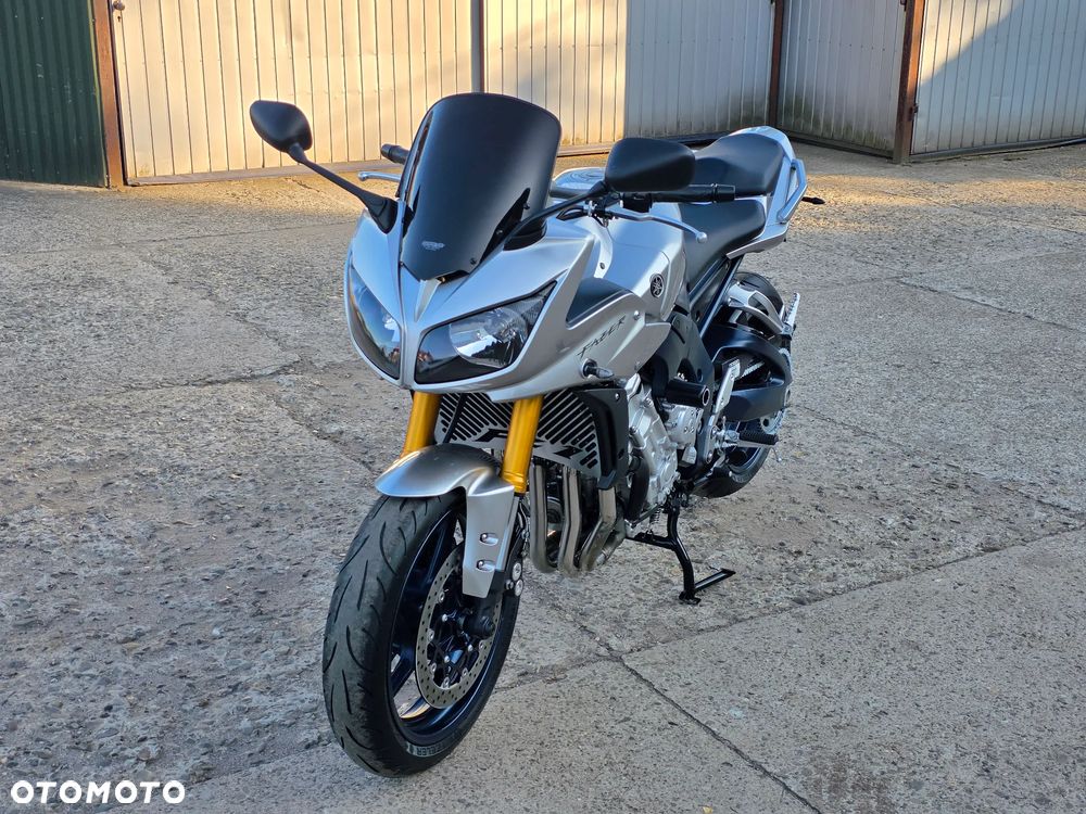 Yamaha FZ - 14