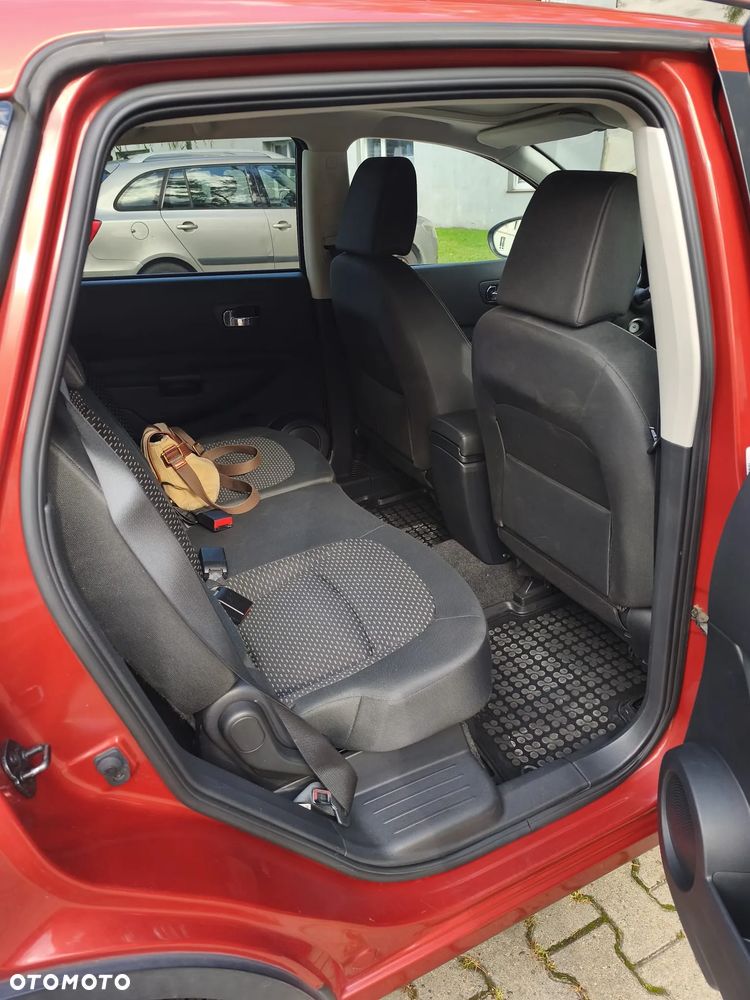 Nissan Qashqai+2 2.0 Acenta - 12
