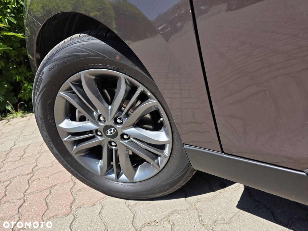 Hyundai ix35 1.6 2WD Fifa World Cup Edition - 32