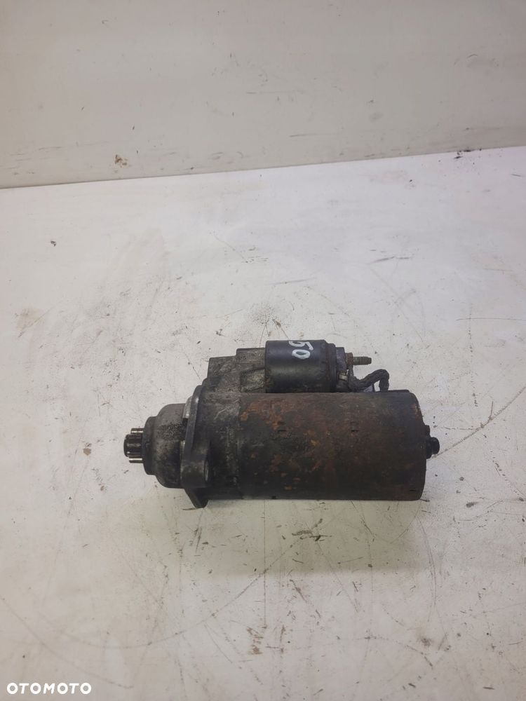 ROZRUSZNIK AUDI VW SEAT 1.9 TDI 02M911023A - 2