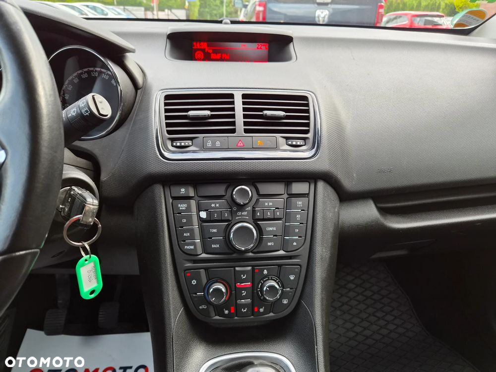 Opel Meriva - 26