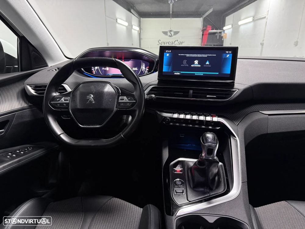 Peugeot 3008 PureTech 130 Stop & Start GPF Allure - 31