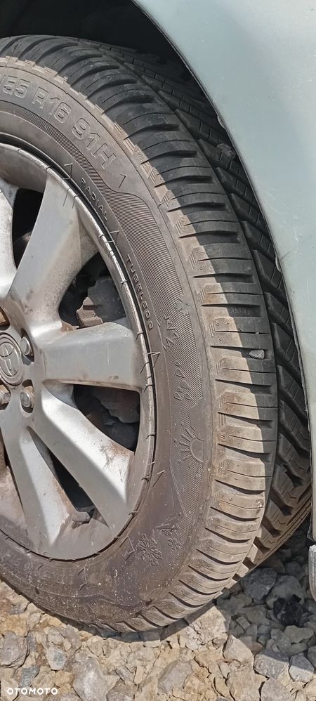 Toyota Avensis 1.8 VVT-i Sol - 6