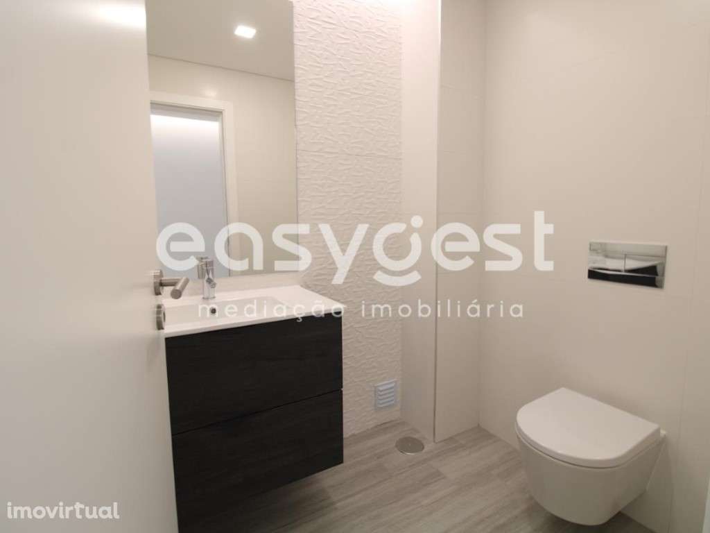 Moradia Geminada M4 com acabamentos de qualidade superior! - Grande imagem: 5/42