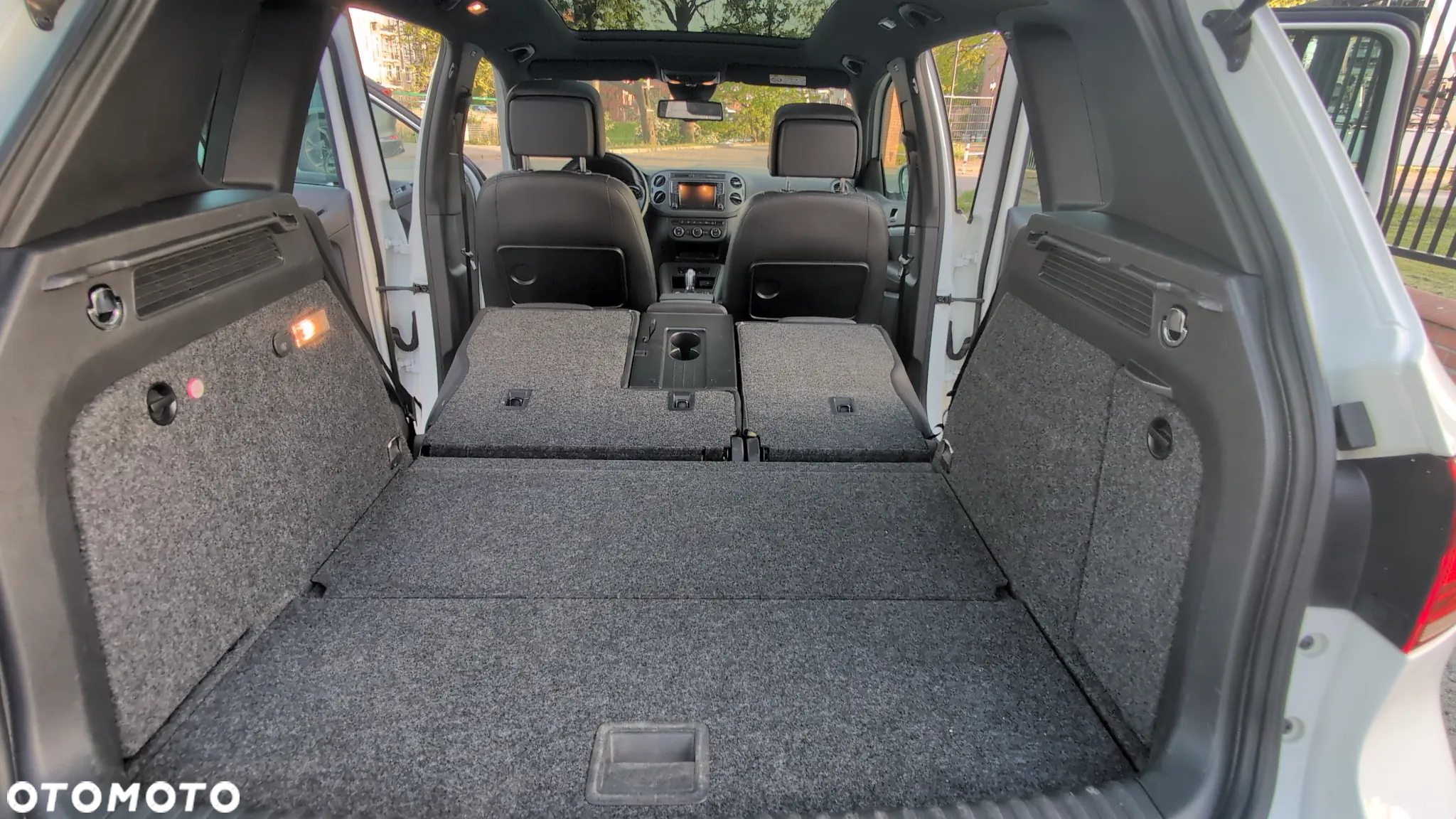 Volkswagen Tiguan 1.4 TSI Sport&Style DSG - 25