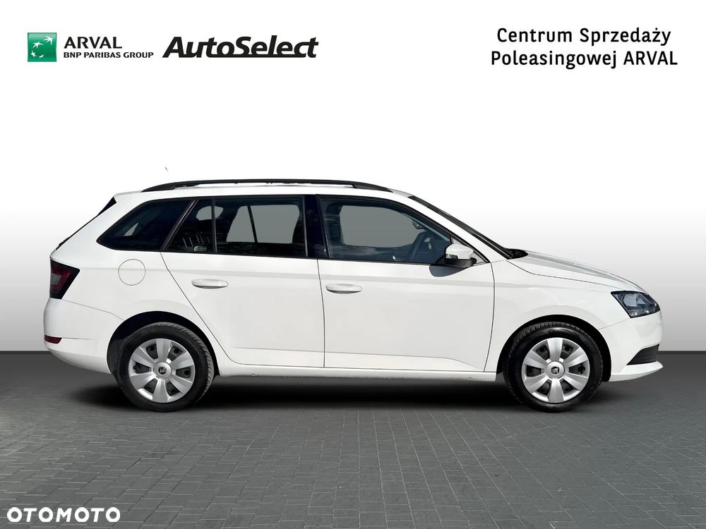 Skoda Fabia 1.0 Ambition - 8
