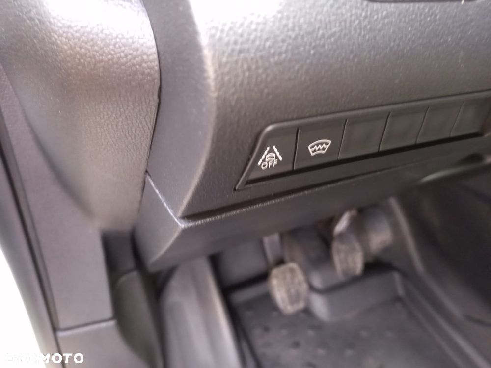 Peugeot PARTNER L2 LONG 3 MIEJSCA - 21