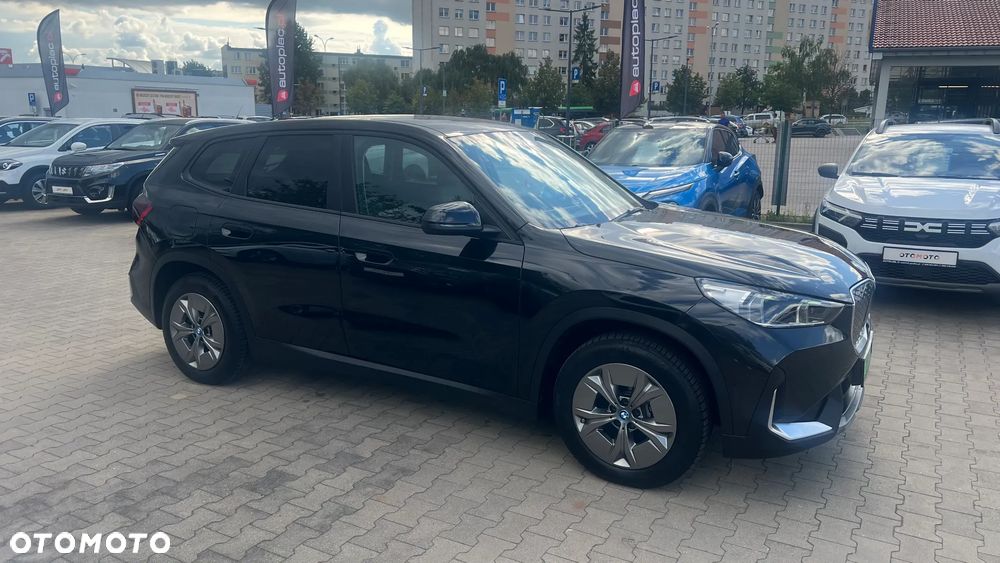 BMW iX1 eDrive20 xLine - 3