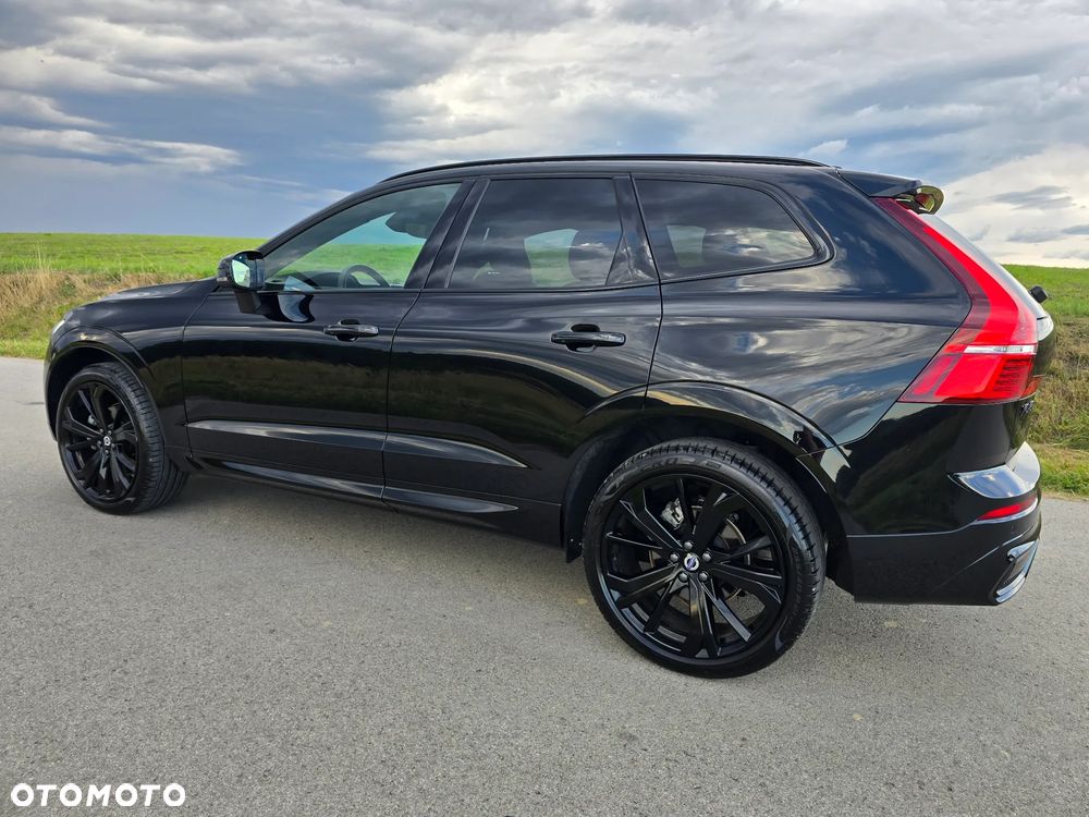 Volvo XC 60 B5 B AWD Plus Dark - 11