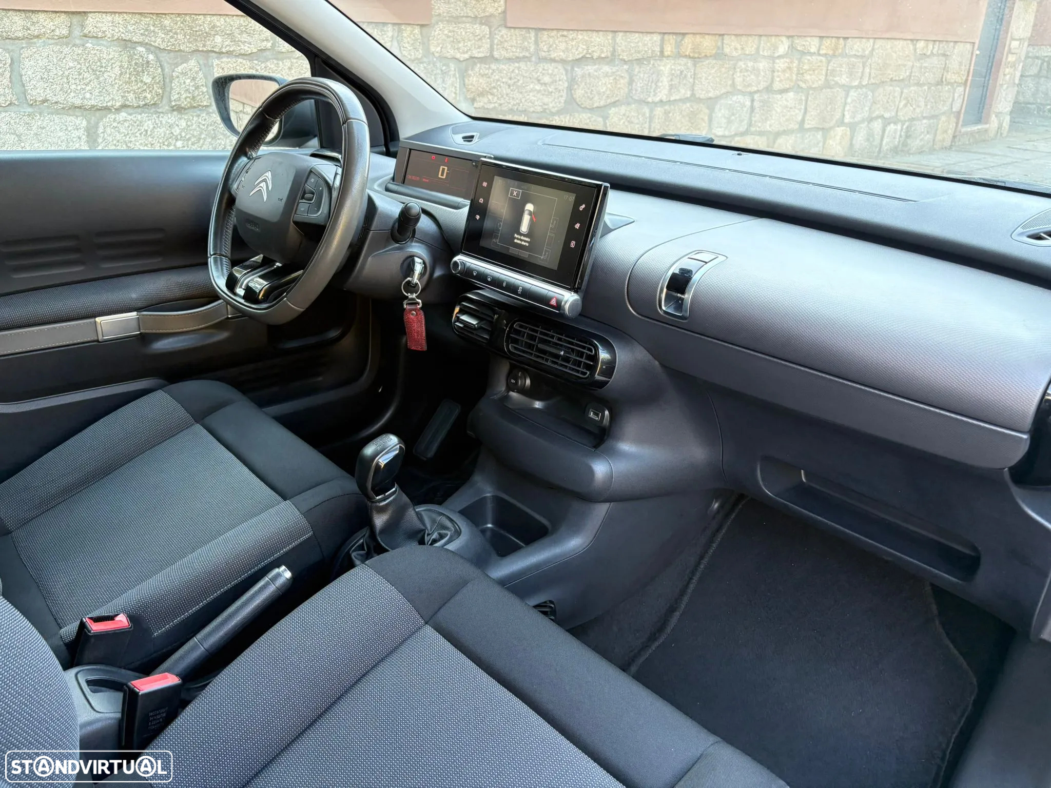 Citroën C4 Cactus 1.2 PureTech Shine - 12