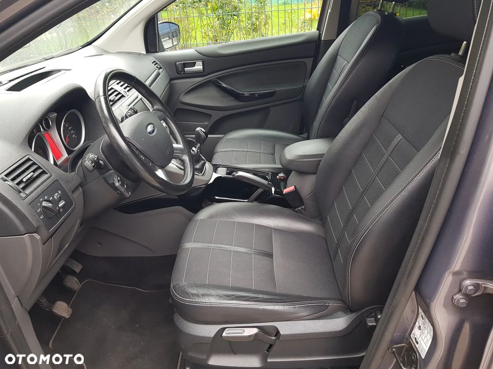 Ford Kuga 2.0 TDCi Titanium - 11