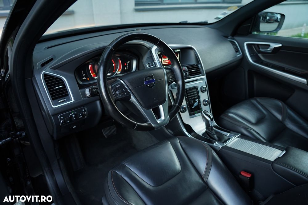 Volvo XC 60 D4 Geartronic Summum - 17